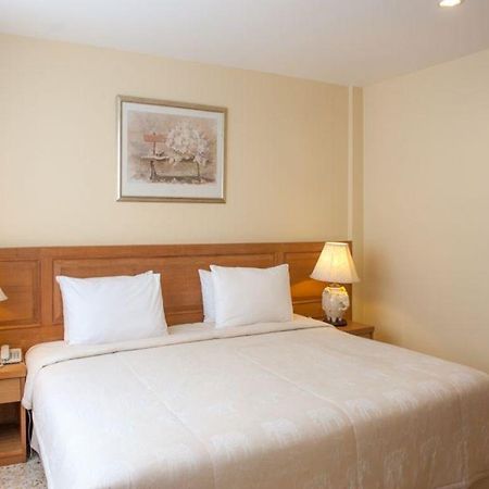 Lido Beach Hotel פאטאיה מראה חיצוני תמונה