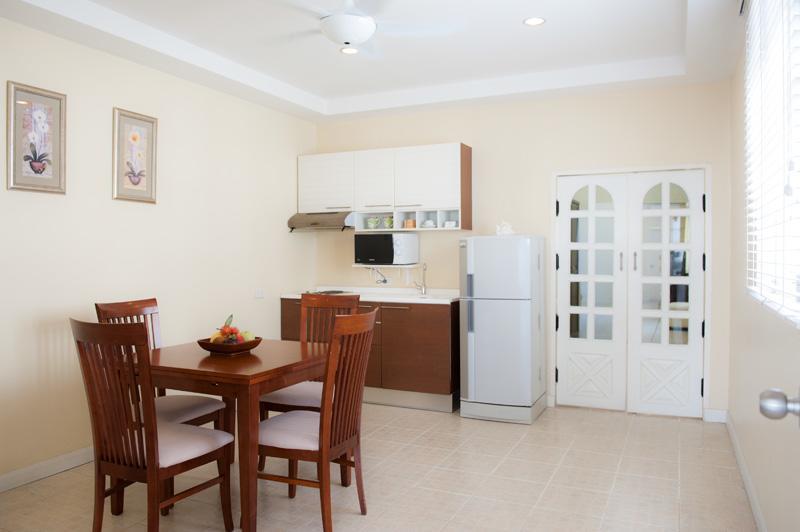 Lido Beach Hotel פאטאיה מראה חיצוני תמונה