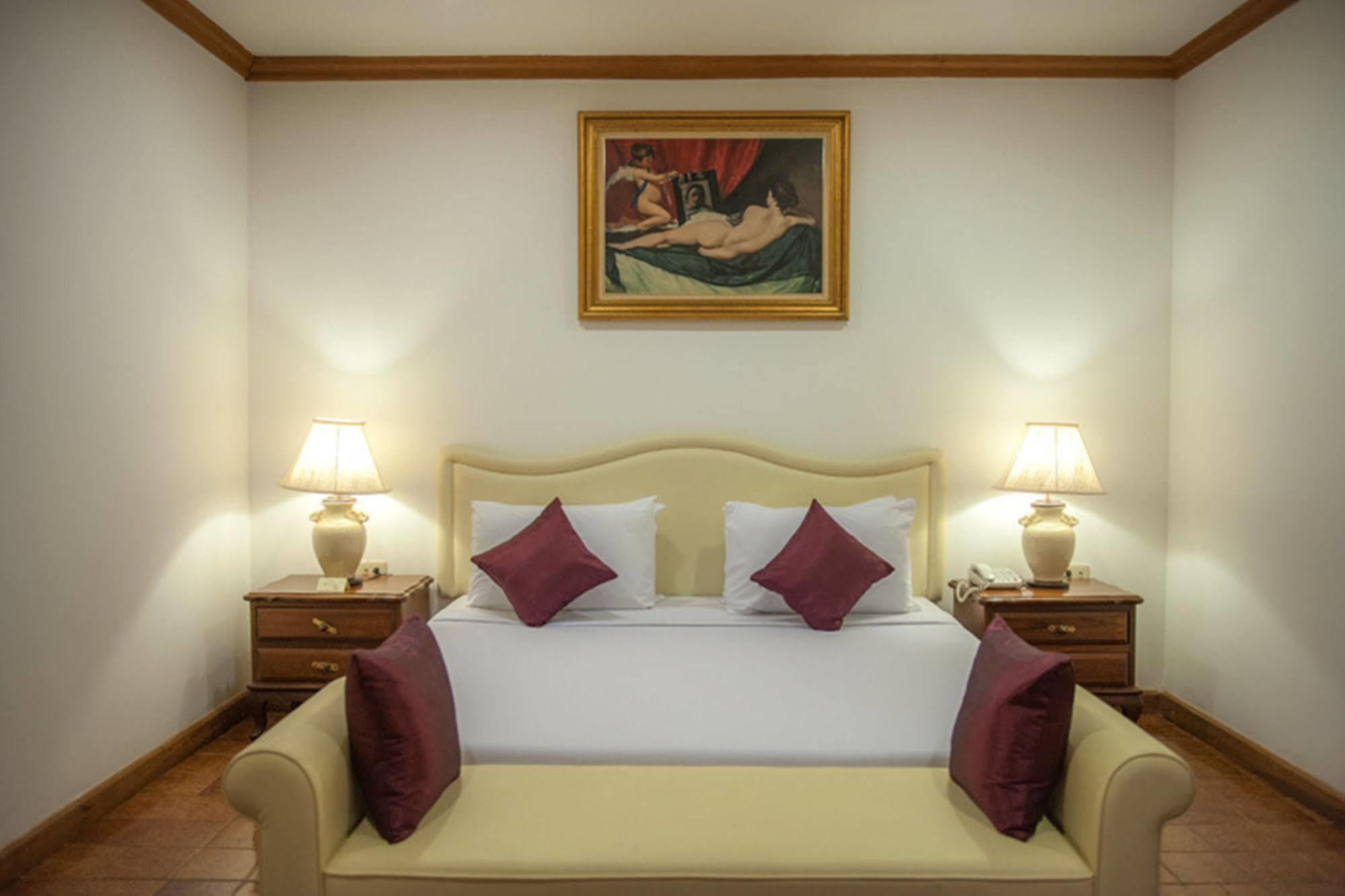Lido Beach Hotel פאטאיה מראה חיצוני תמונה