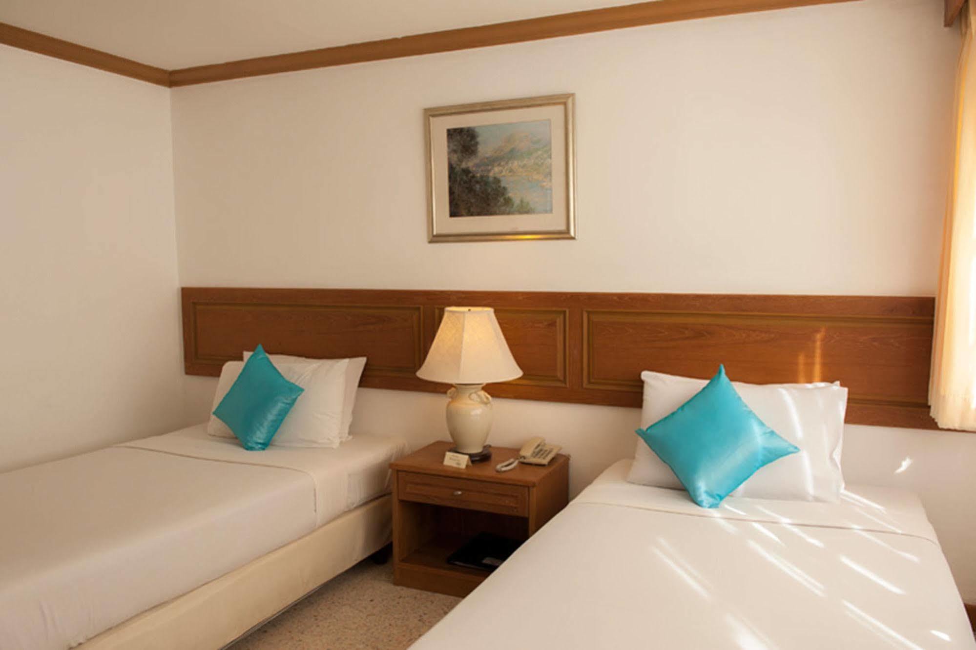 Lido Beach Hotel פאטאיה מראה חיצוני תמונה