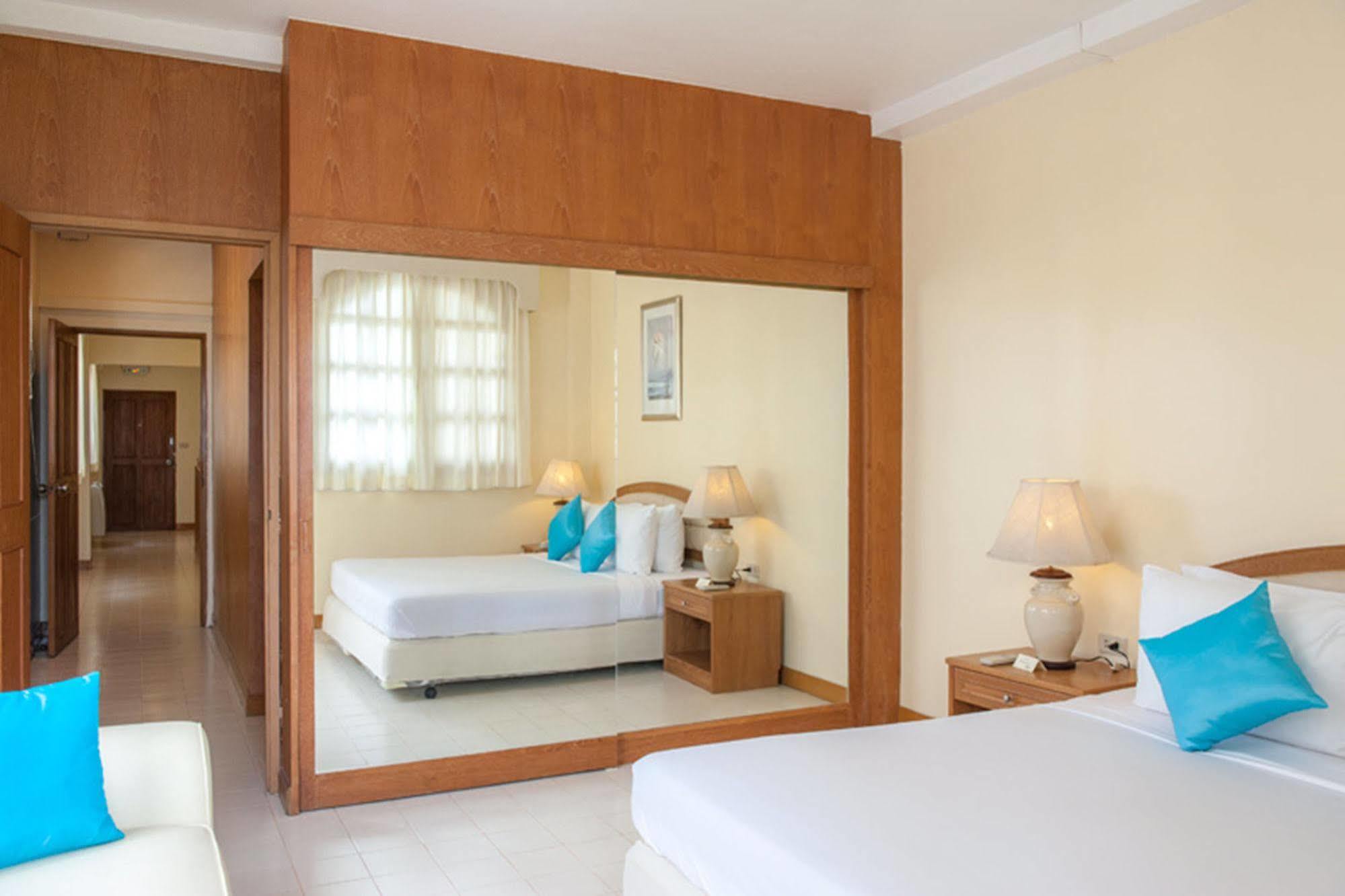 Lido Beach Hotel פאטאיה מראה חיצוני תמונה